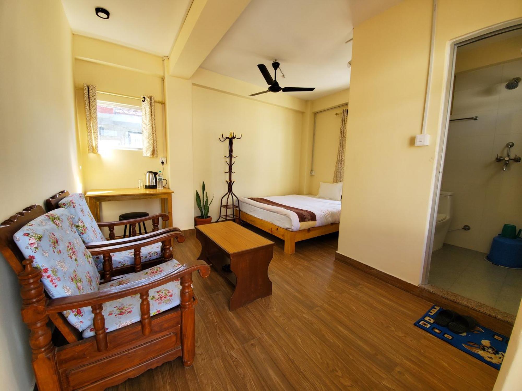 Santoshi Guest House, Pokhara Luaran gambar