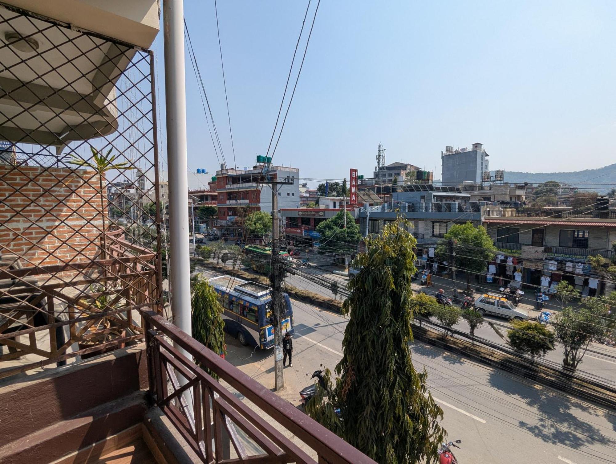 Santoshi Guest House, Pokhara Bilik gambar