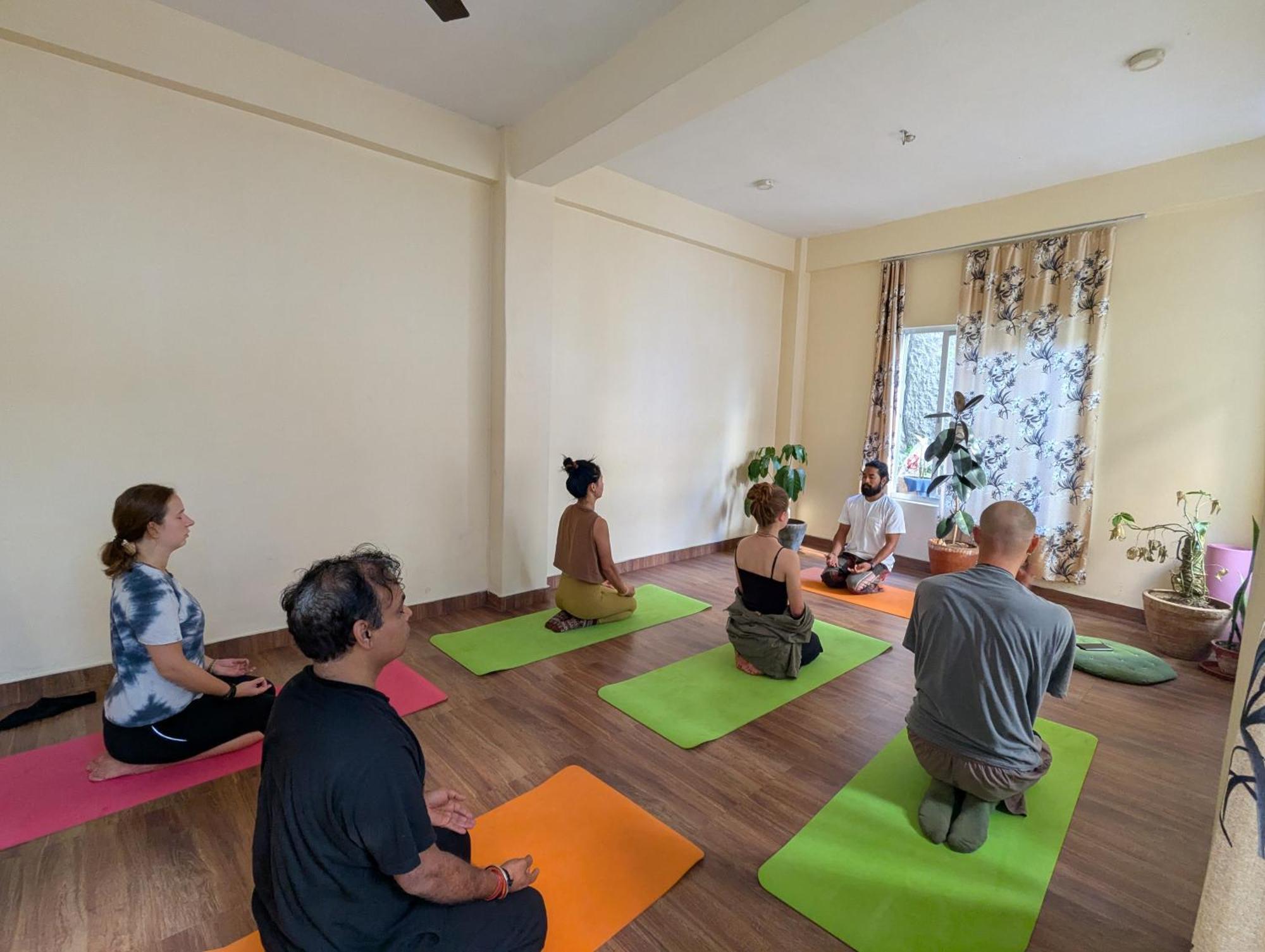 Santoshi Guest House, Pokhara Luaran gambar